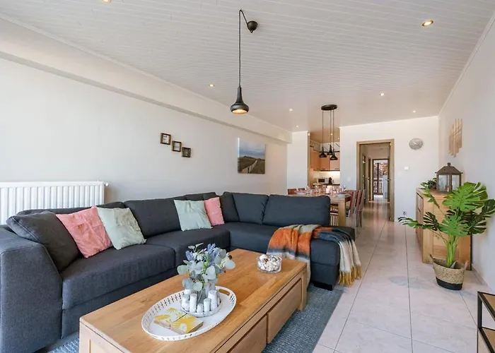 Huswell - Beachfront Apartment In Zeebrugge